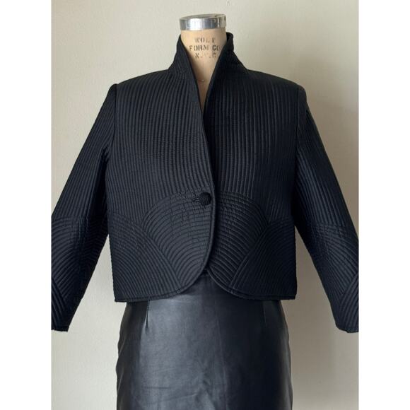 Vintage 1980s Quilted Silk Cropped Jacket - Picture 5 of 5